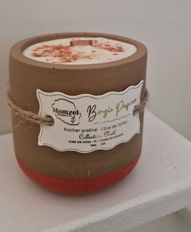 Bougie Végétale 165g - 30h - COLLECTION NOËL - Rocher praliné , Fèves de Tonka