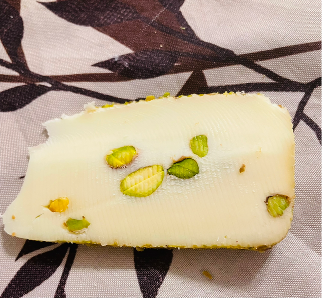 Primo Sale Pistacchioso Pecora1 hg