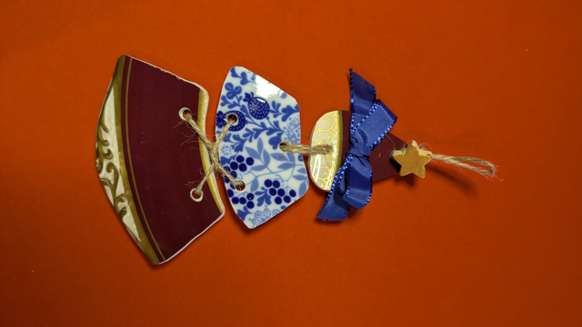 Christmas tree hanging decor made from vintage plates [ct-05]