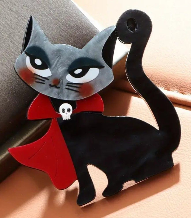Vampire Cat