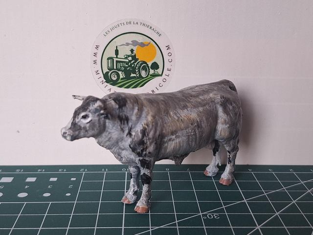 Taureau Bazadaise en resine 1:32  baz2