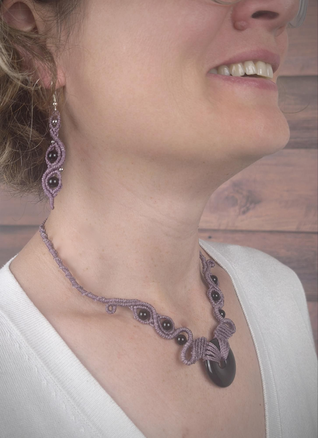 Collier violet obsidienne, parure possible