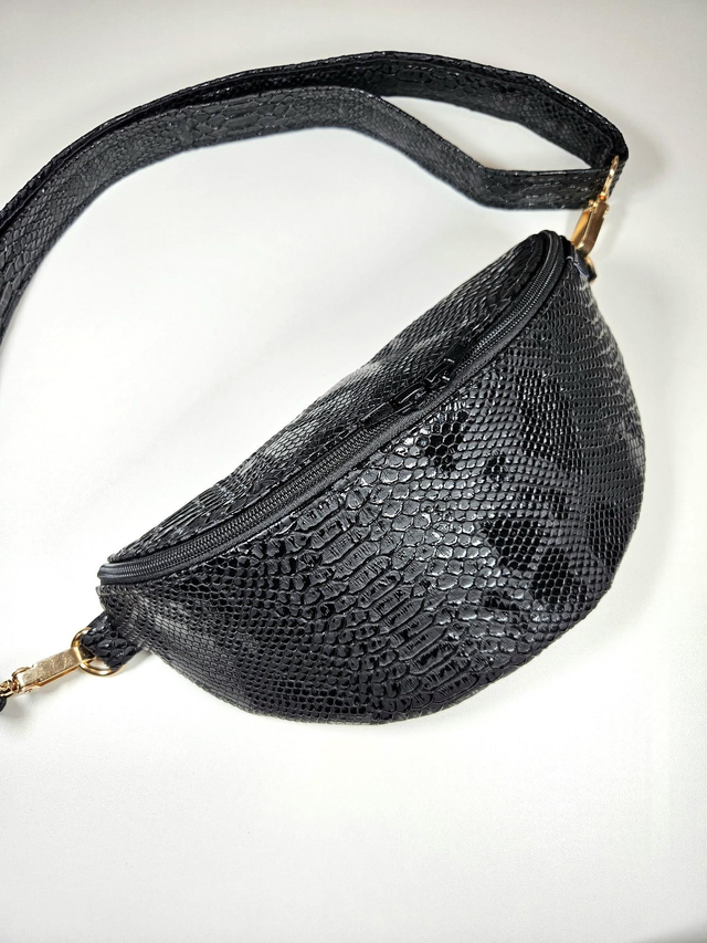 EBEN fekete övtáska GOLD