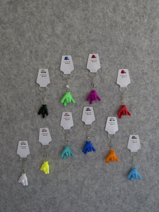 Schlüsselanhänger "ILY"