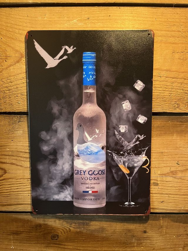 Metalen bierbord Grey Goose fles - 20 X 30 cm