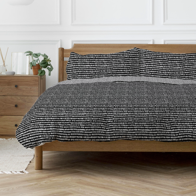 Copenhagen Home Arri Monochrome Reversible Duvet Cover and Pillowcase Set 