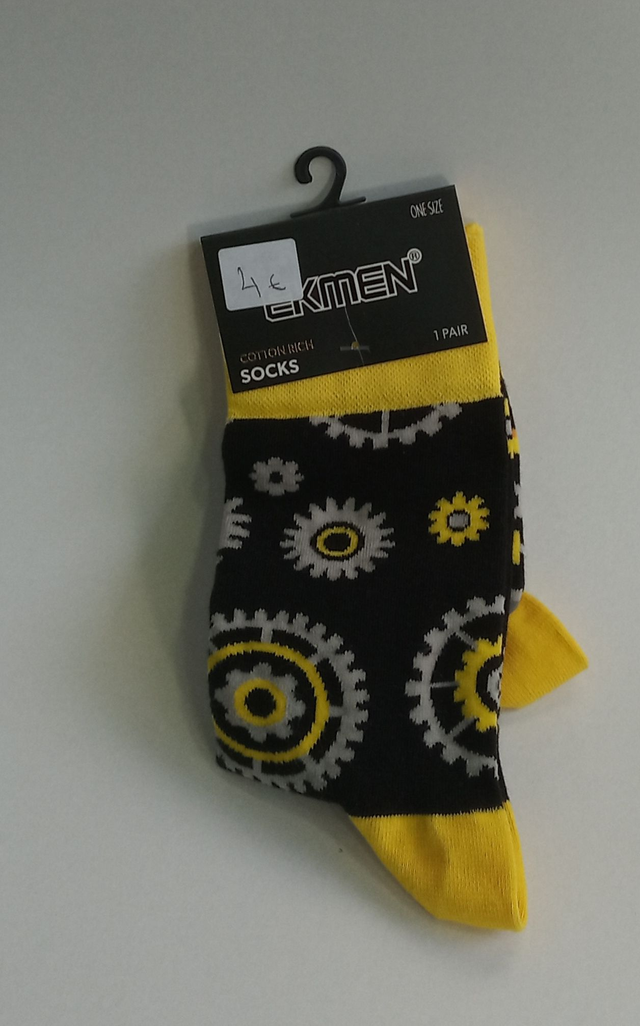 ΚΑΛΤΣΕΣ ΜΕ ΘΕΜΑ ΖΩΓΡΑΦΙΚΗ