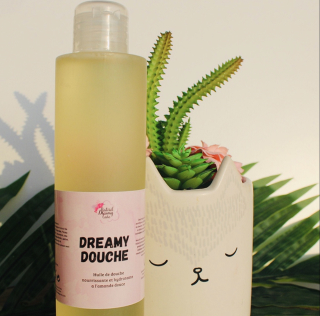 DREAMY DOUCHE
