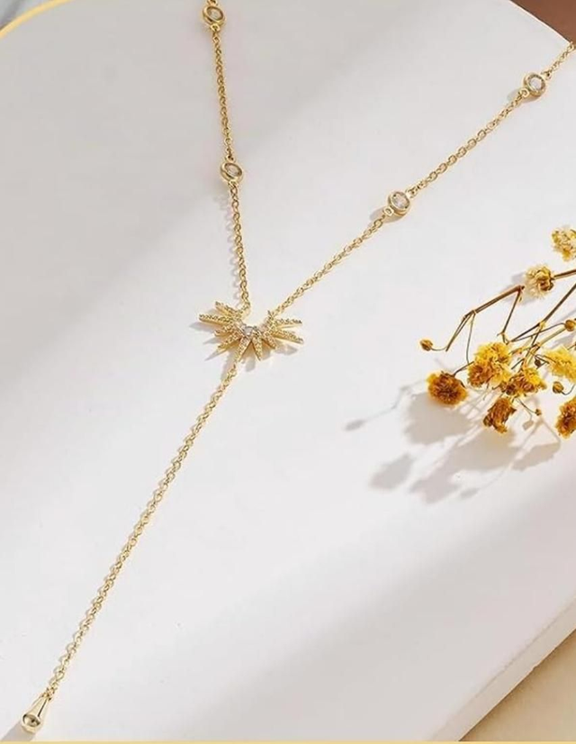 Collier en Y Éclat Solaire – Doré &amp; Strass