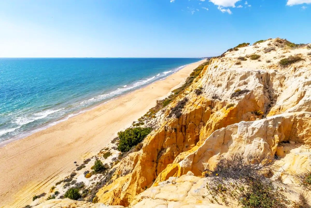 Costa de Huelva: El Rocío, La Rocina, Acantilados del Asperillo y Matalascañas