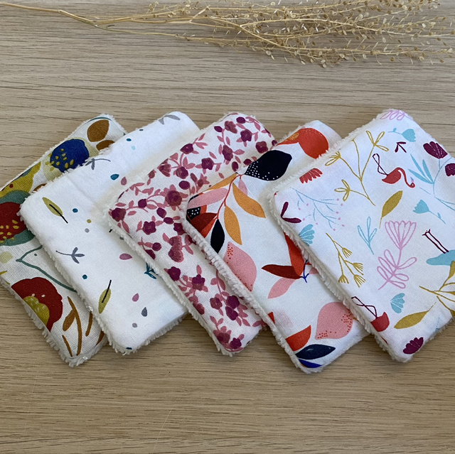 Lot de 5 lingettes - 5 décors  - Eponge Crème