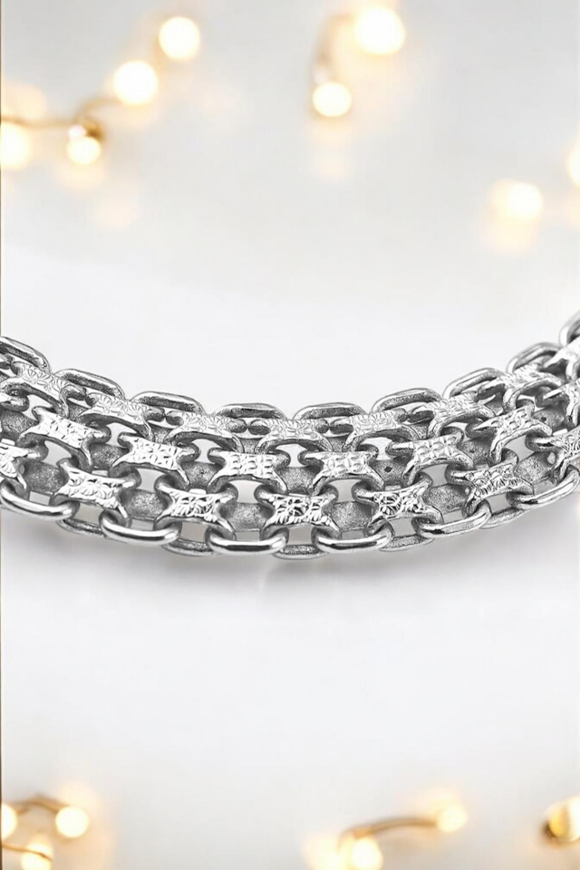 Italian Sterling Silver chain bracelet.
