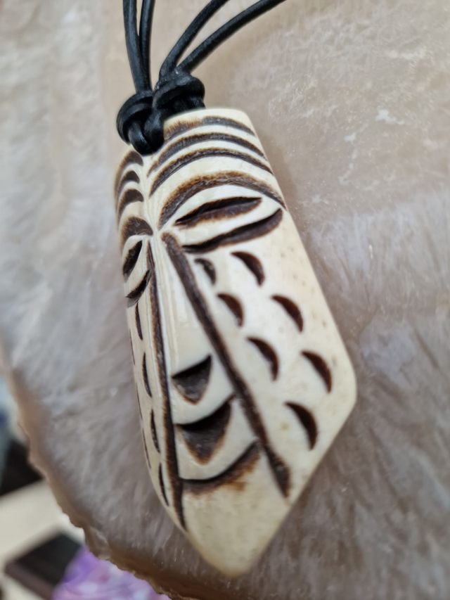 Collier Africain Maori Cuir Noir