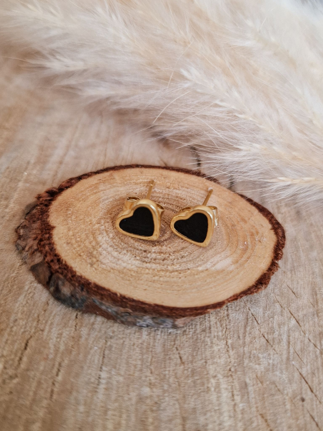 Boucles d'oreilles puces "Petits cœurs" - Modèle doré et noir
