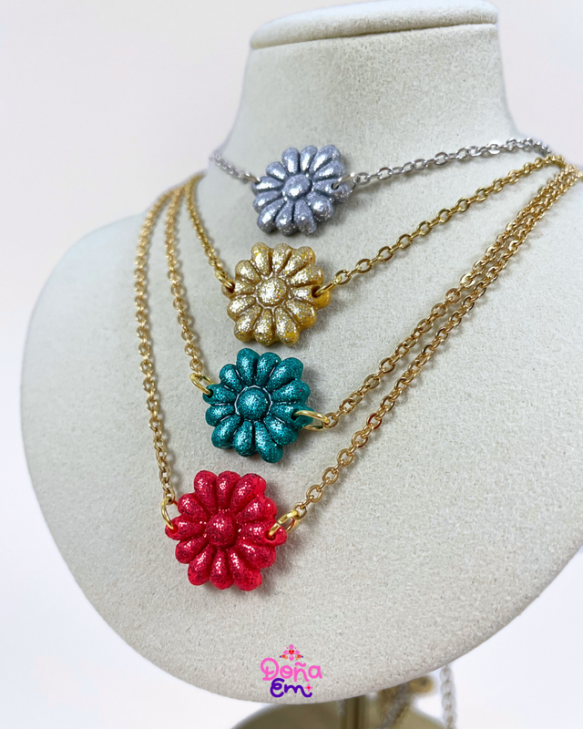 Collier médaillon "Doña" - Rouge carmin