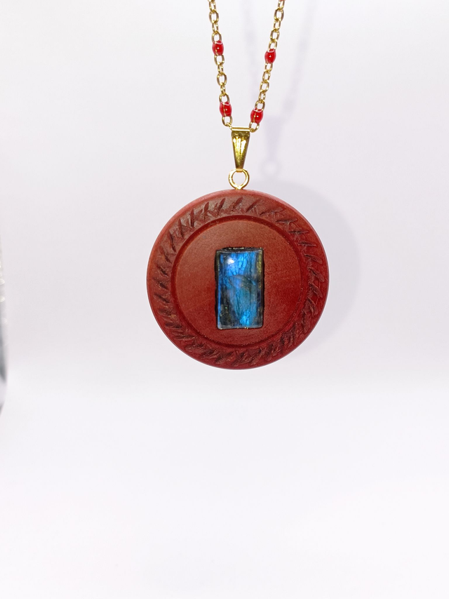 Collier, pendentif en Ivoire Rose texturé, rectangle enchanté en Labradorite