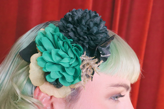 Hair flowers • M • Slytherin