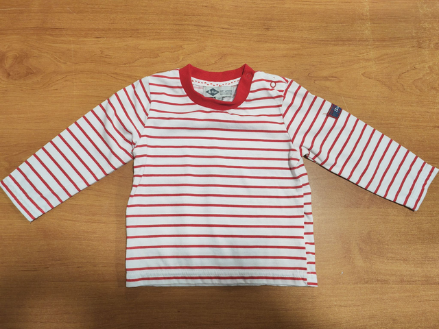 T-shirt rayé rouge en 12 mois