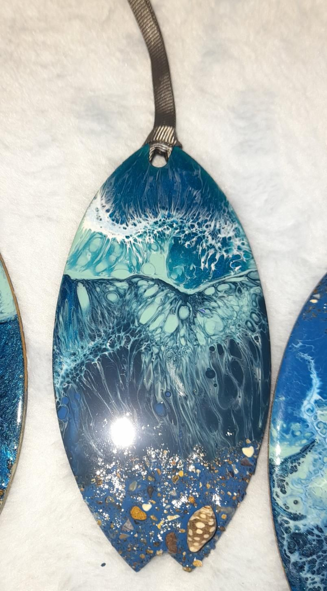 Mini hanging surfboards 