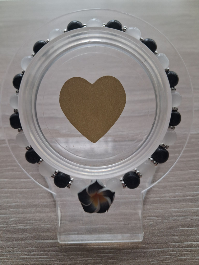 Bracelet fleurs en perles de verre