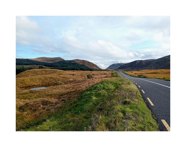 The Windy Gap. 5" x 7 " Blank Greeting card with envelope. includes postage to all of Ireland.

