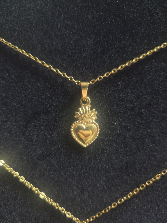 Collar Corazón Sagrado