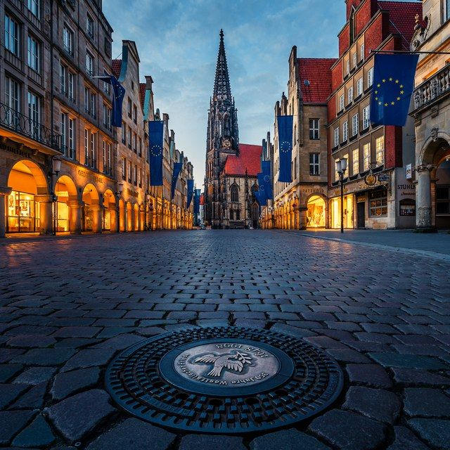 Kanaldeckel am Prinzipalmarkt