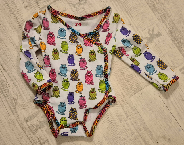 Baby Body Langarm Katzen bunt, Wickelbody, Unikat, #74