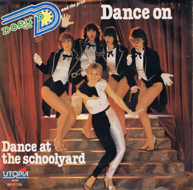 Doris D And The Pins - Dance On