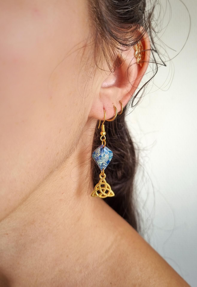 Apatite - Triquetra