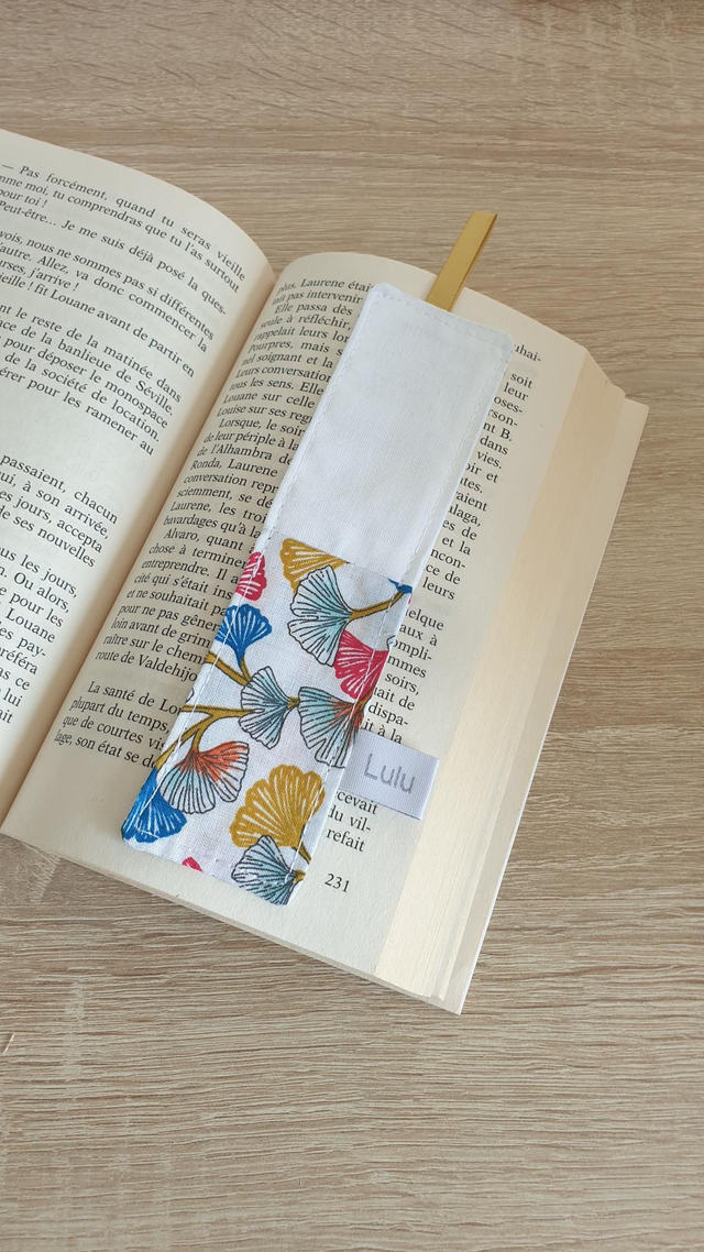 Marque pages A PERSONNALISER ginkgo fond blanc 