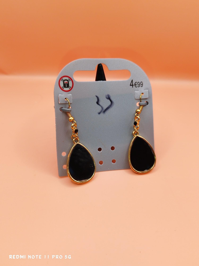 Boucles d&#039;Oreilles Pendantes Goutte Noire Dorée