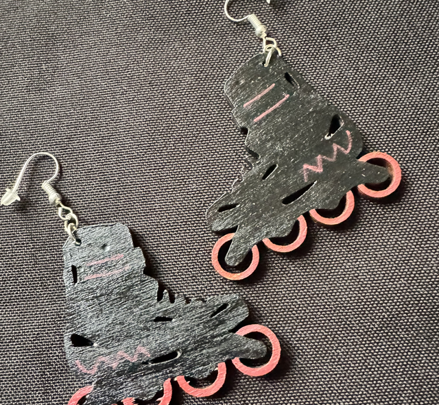 Roller blade Earrings 