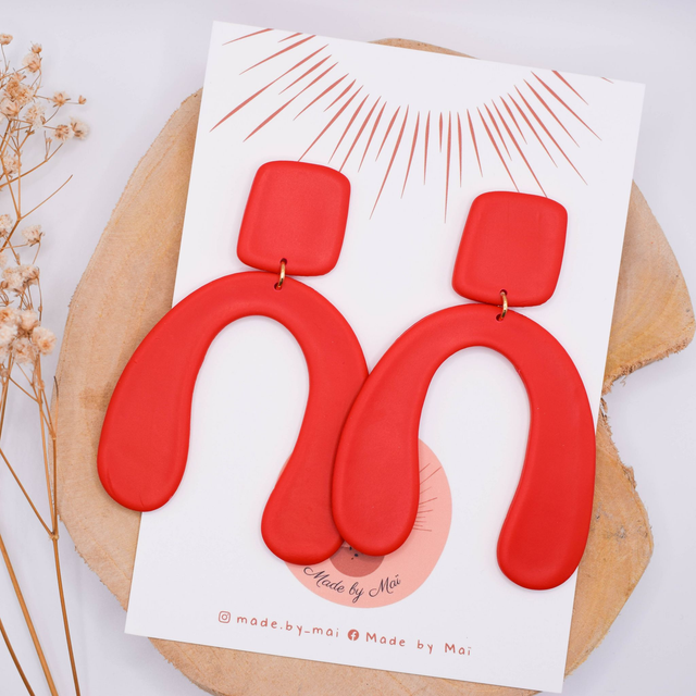 Boucles d'oreilles rouges en pâte polymère (XXL)