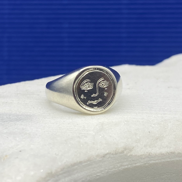 Moon_signet Ring