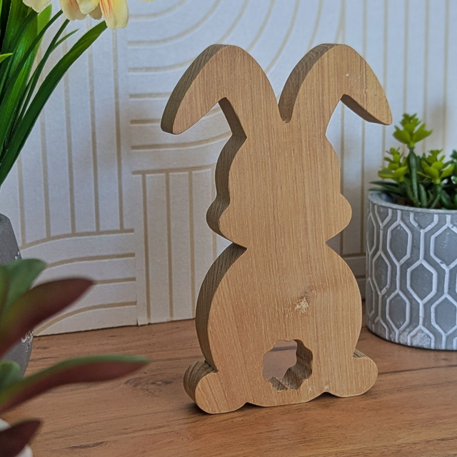 Lapin en robinier faux acacia