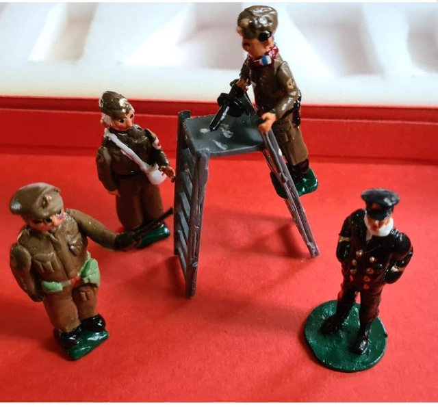 Good soldiers (Pike)