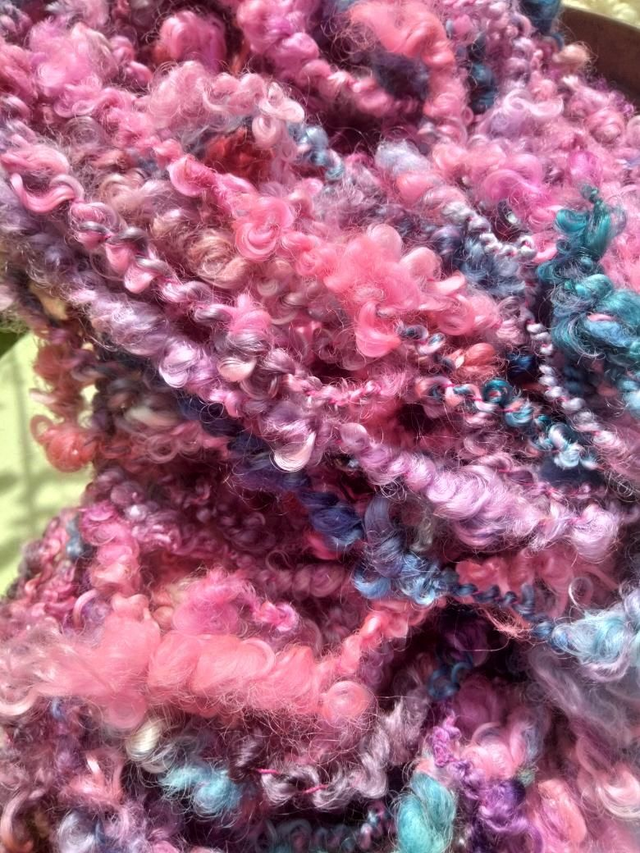 Laine d'art file main FM0047