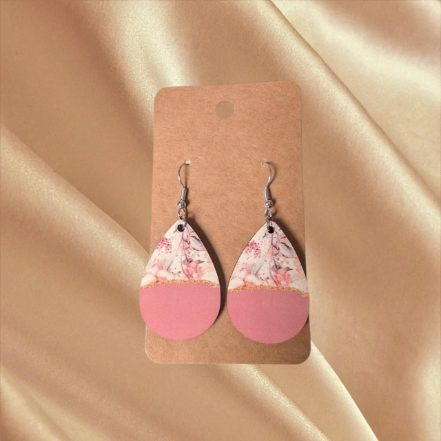 N° 84 Boucles d'oreilles goutte fantaisie hypoallergénique 