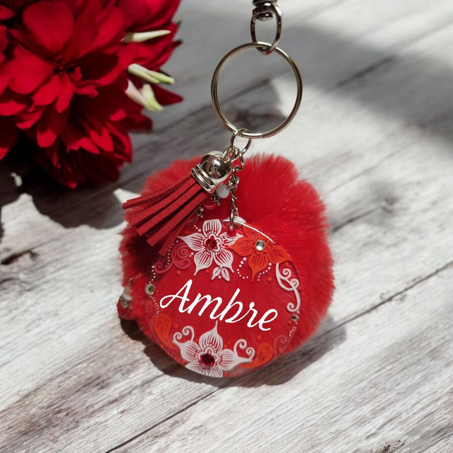 Bijou de sac prénom personnalisé dessiné à la main rouge