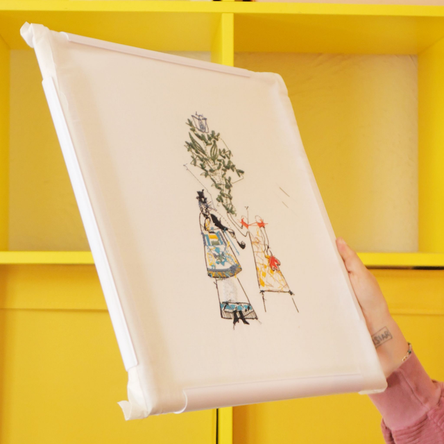 Métier à broder et à quilter en plastique rigide – format carré 45 x 45 cm