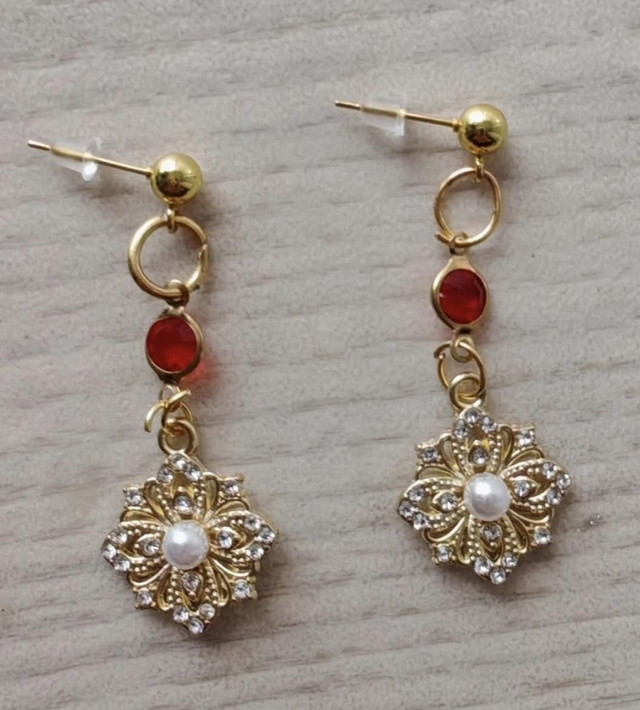 Rhinestone Gold Stud Dangle Earrings 
