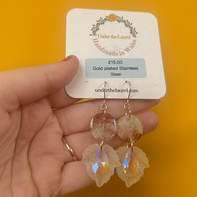 Leaf and Dew Drop Earrings - Pastel Green