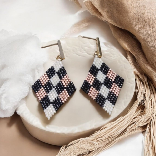 Boucles d'oreilles losanges multiples