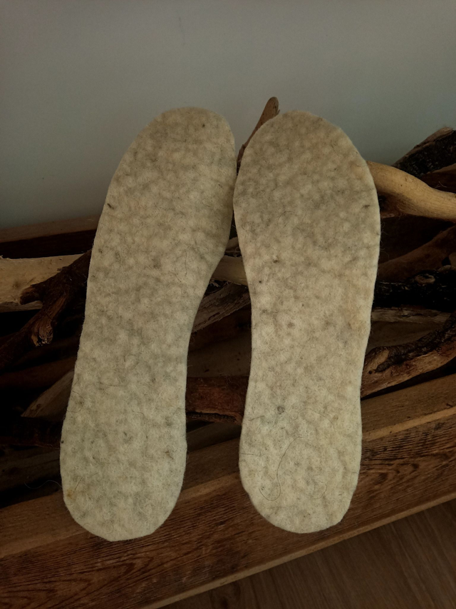 Semelles en laine de mouton feutrée