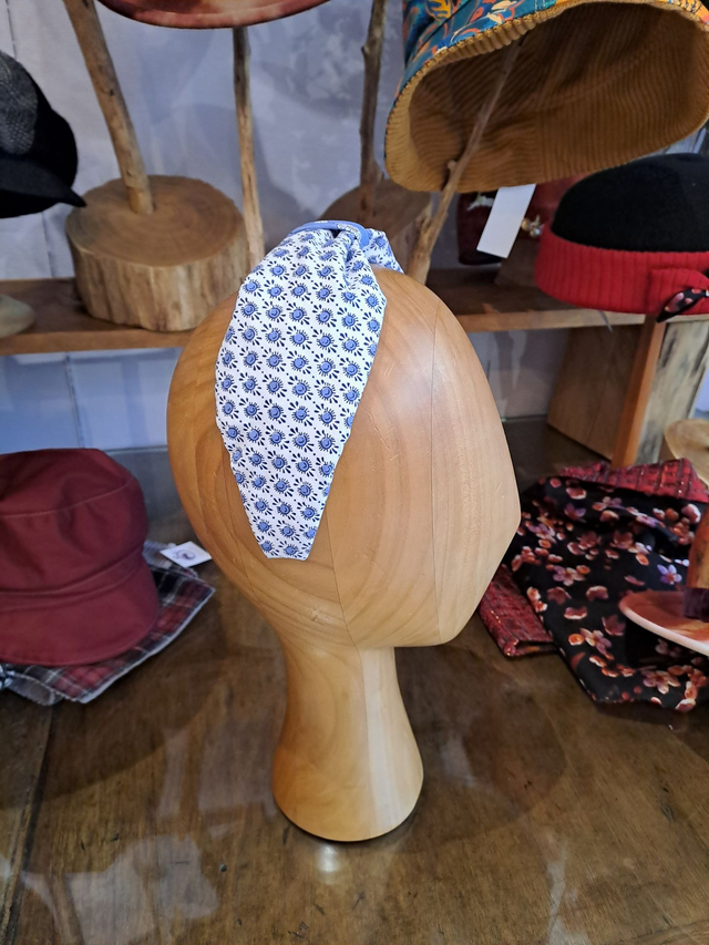 Serre-tête rigide, extérieur tissu Souleiado provençal matelassé