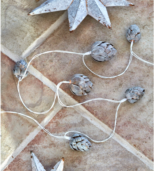 Pinecone Light String