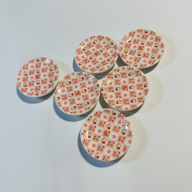 Kitty plates x 3.5cm wide for crafting creations