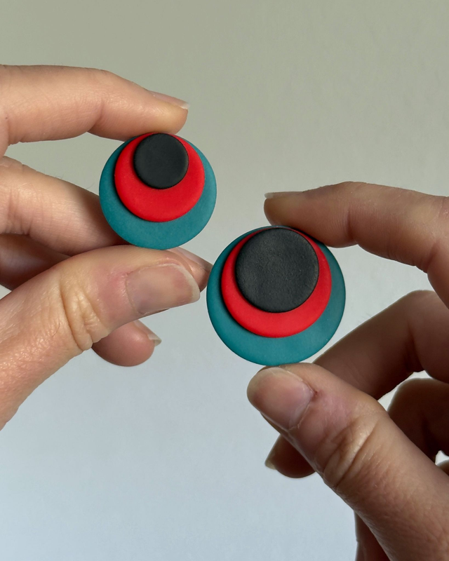 Eclipse teal, rojo y negro