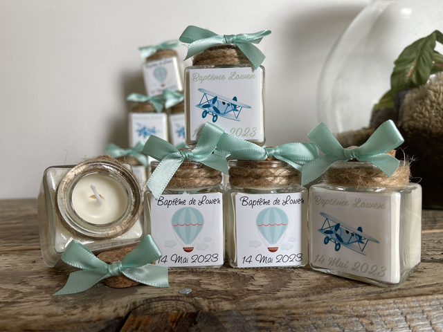 Pots en verre avec  bougie ou dragées  personnalisés thème AVIATION pour Baptême